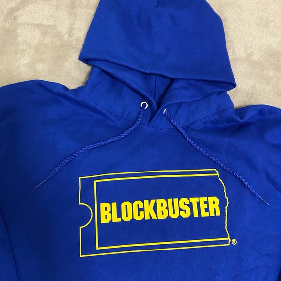 Blockbuster Video Sweatshirt Hoodie Bend Oregon - Picture 3 of 6